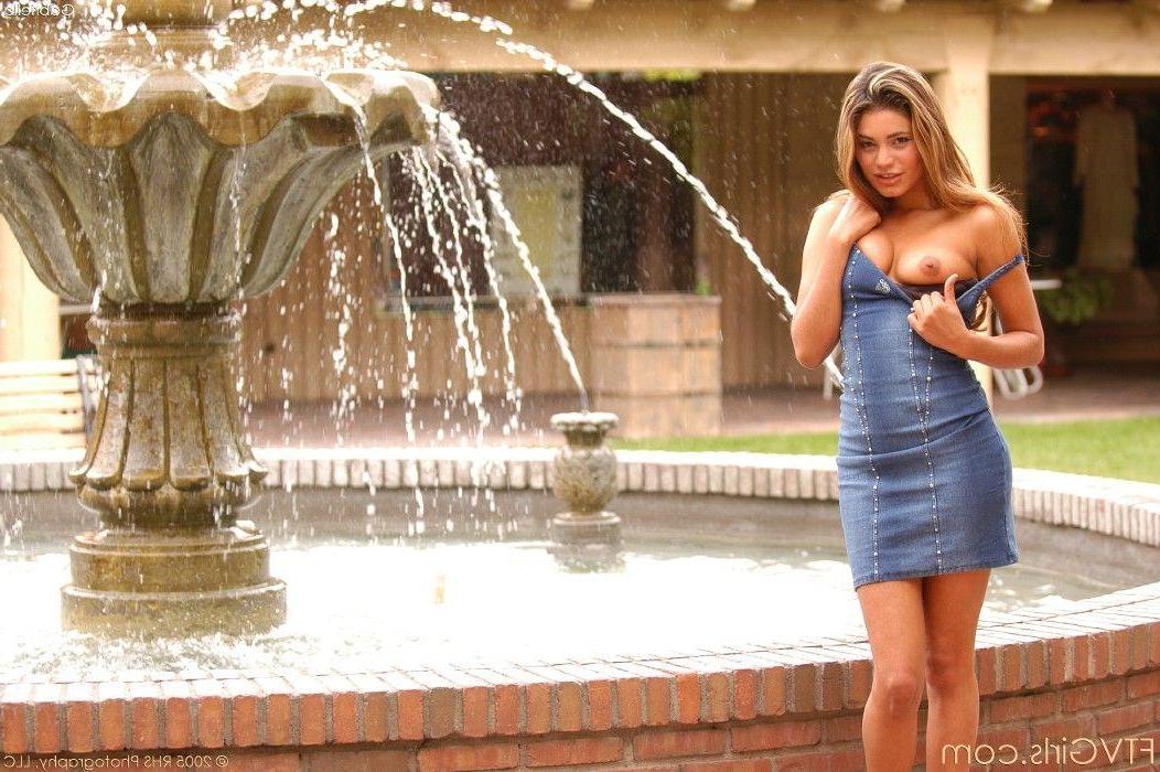 20P Pictures of Gabriella FTV spreading for your cock