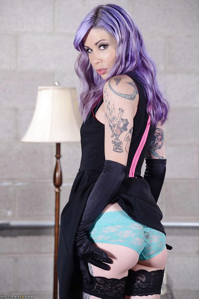 16P Stunning tattoed pornstar babe Ksysta spreading that tight pussy