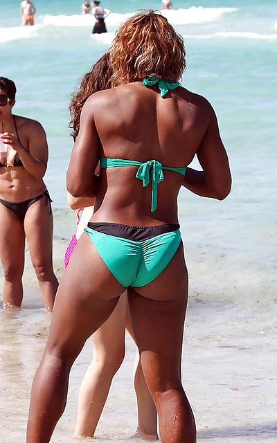 20P Sport girls ass