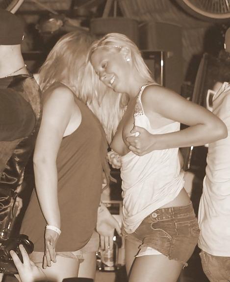 25P Spring Break (Wet T-Shirt)