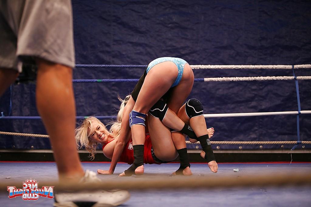 16P Laura Crystal loses catfight and gets dominated by Michelle Moist