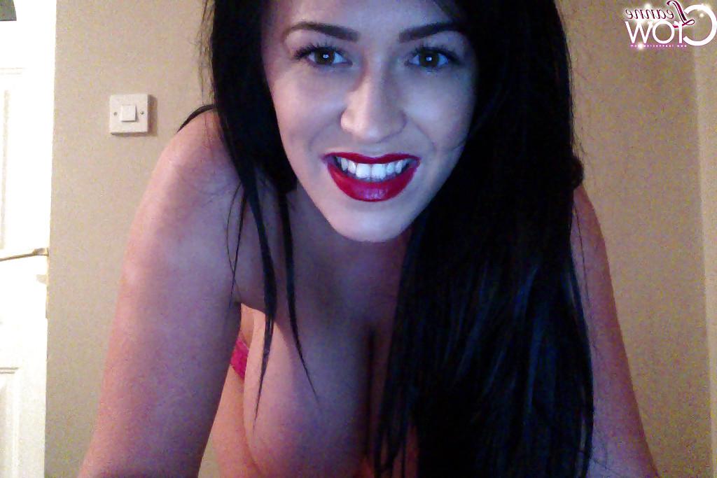 16P Busty pornstar Leanne Crow flashing big ass and huge knockers on webcam