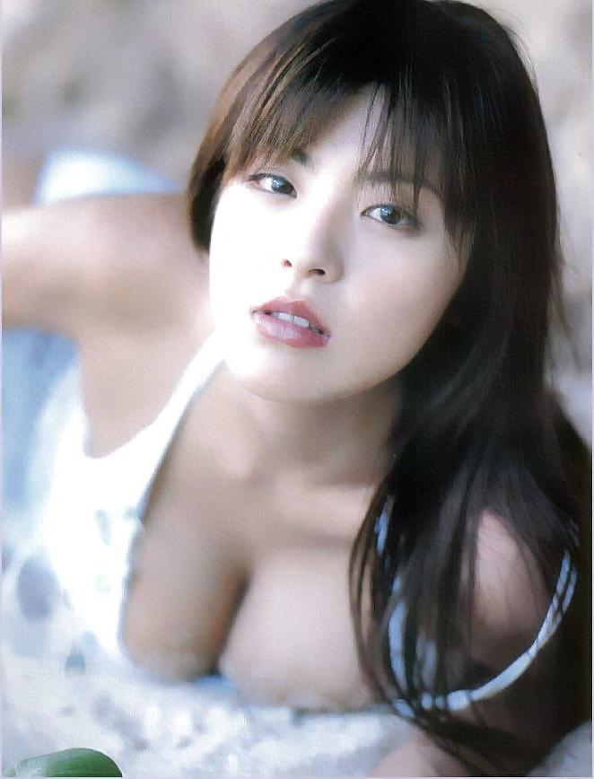 25P Japanese Bikini Babes-Harumi Nemoto (4)