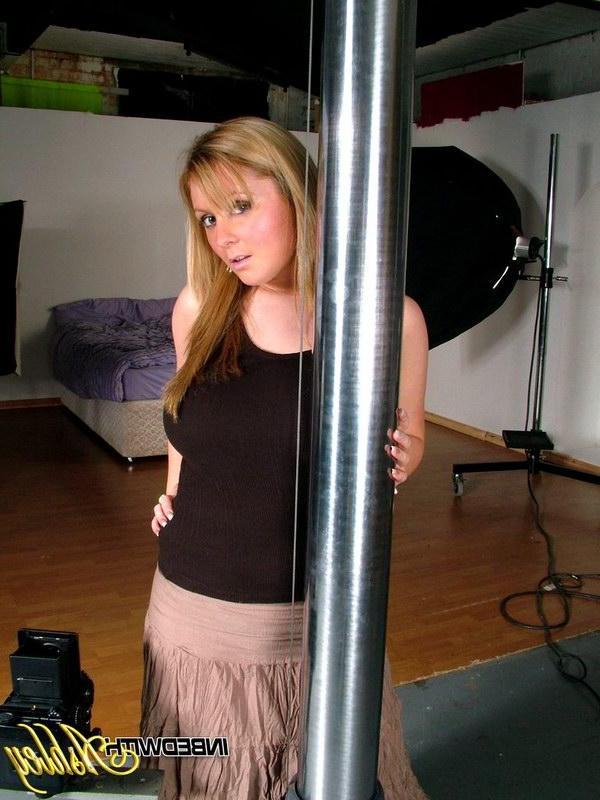 16P Pictures of In Bed With Ashley showing off her massive melons