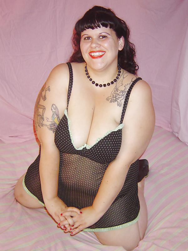 14P Big Tits BBW is bored with husband