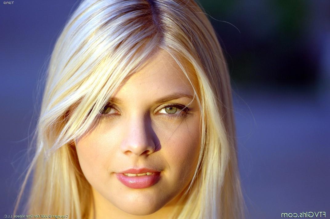 20P Pictures of Jana masturbating for FTV Girls
