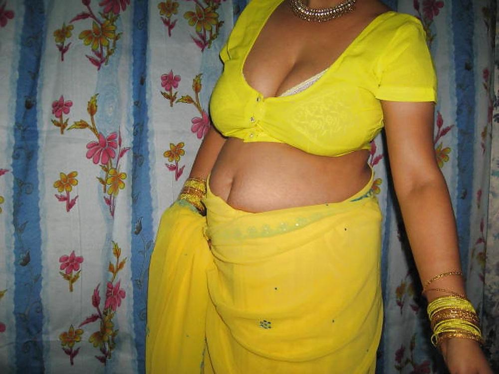 25P Hot Indian Girls