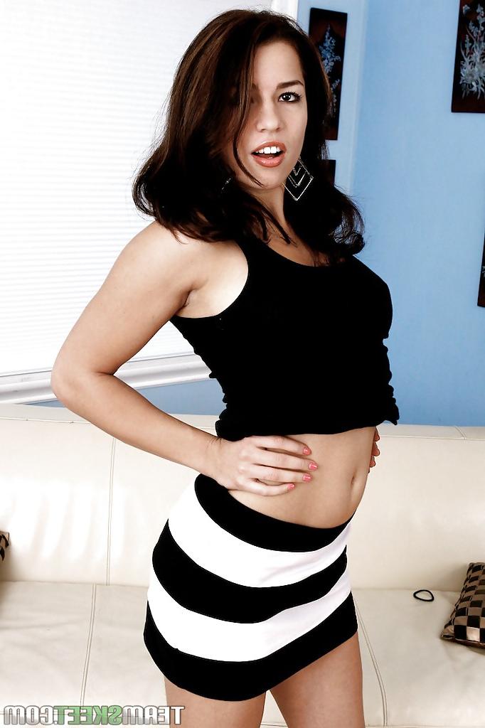 16P Fuckable brunette with shapely tits undressing and spreading her sexy legs