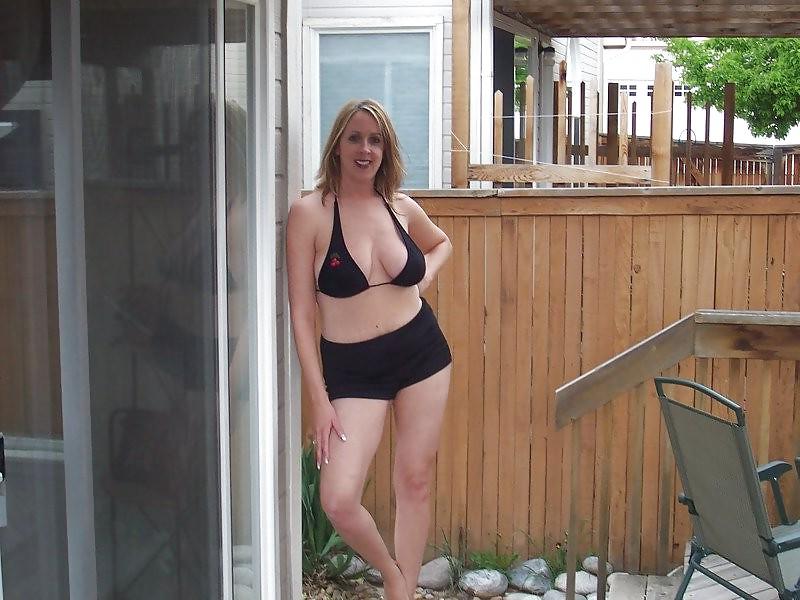 25P Hot Big Natural Tit Wife