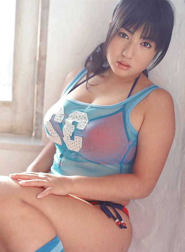 25P Japanese Bikini Babes-Nonami Takizawa (1)