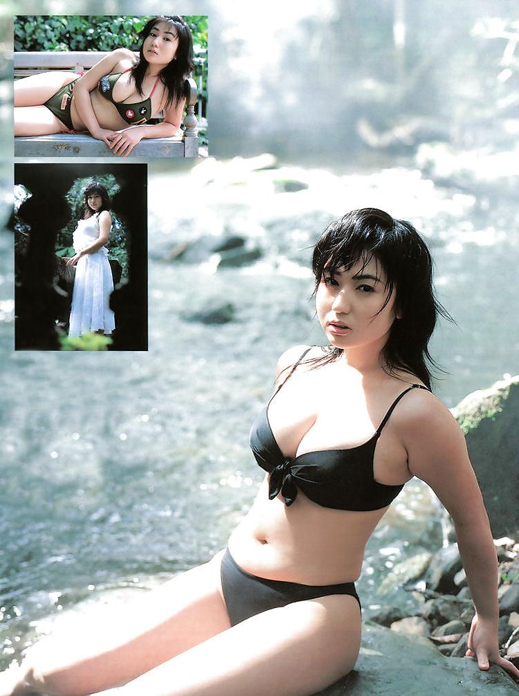 25P Japanese Bikini Babes-Nonami Takizawa (1)