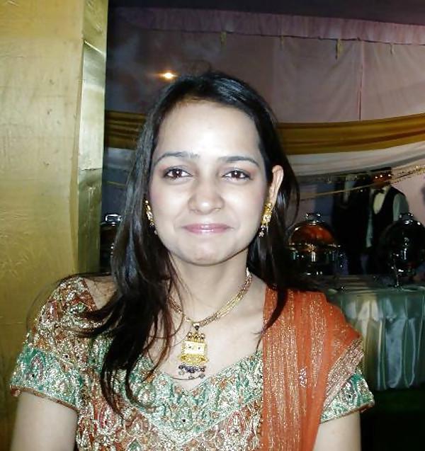 13P Indian Girl Ritika (Desi0