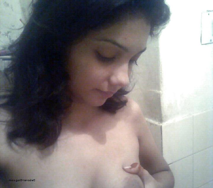 25P Indian topless cuties