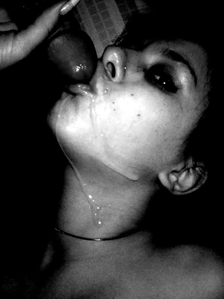 25P Yerac's Best Of Erotica (Arty Porn)