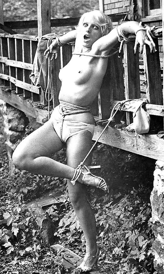 16P Bondage vintage