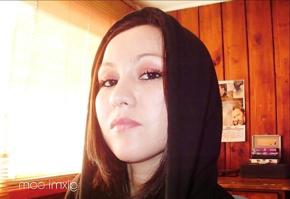 25P Iranian-American girls Nude
