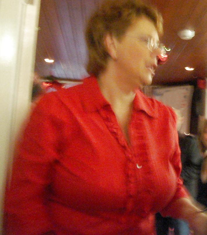 25P Candid Big Boobs