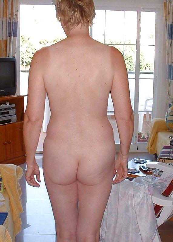 23P Hot amateur english wife