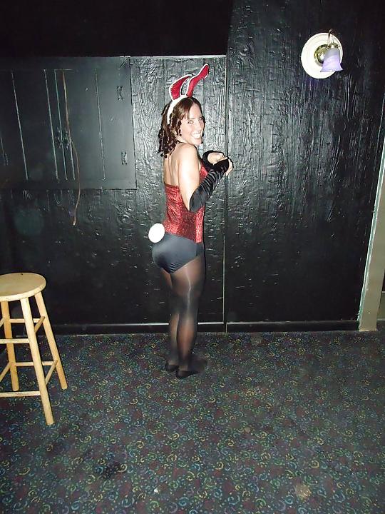 25P Babes in gloves