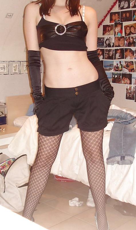 25P Babes in gloves