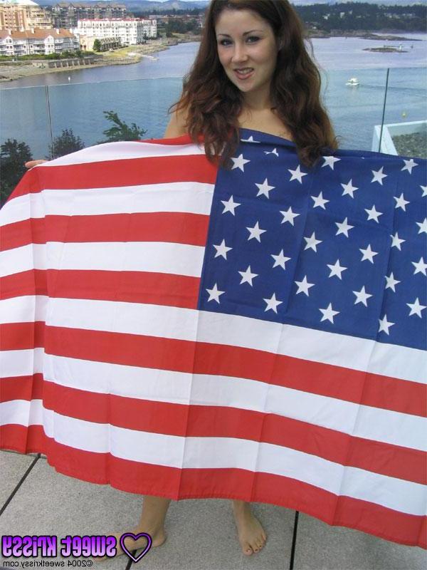 12P Happy 4th of July from the sexy Spunky Girls