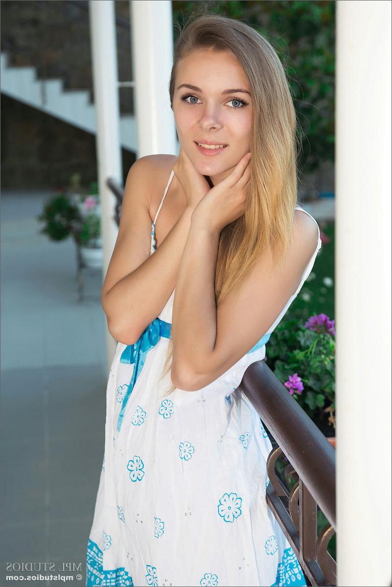 12P MPL Studios Presents Karissa in "Garden Flowers"