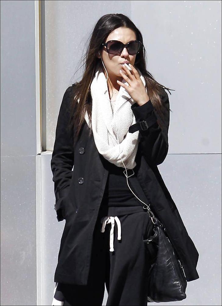 25P Mila Kunis Smoking
