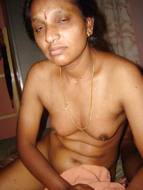 12P Indian nude auntys