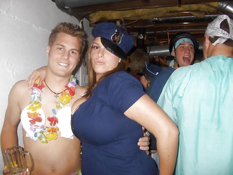 25P Hot (Big) Busty Teen Amateurs 
