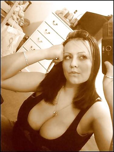 25P Hot (Big) Busty Teen Amateurs 