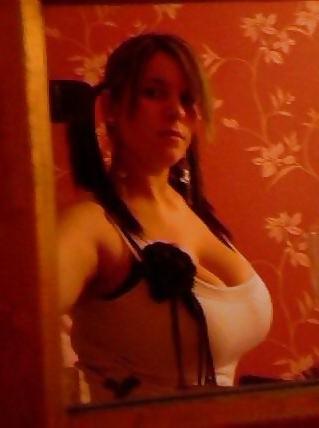 25P Hot (Big) Busty Teen Amateurs 
