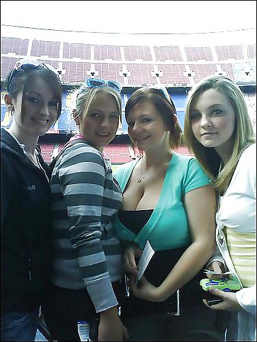 25P Hot (Big) Busty Teen Amateurs 