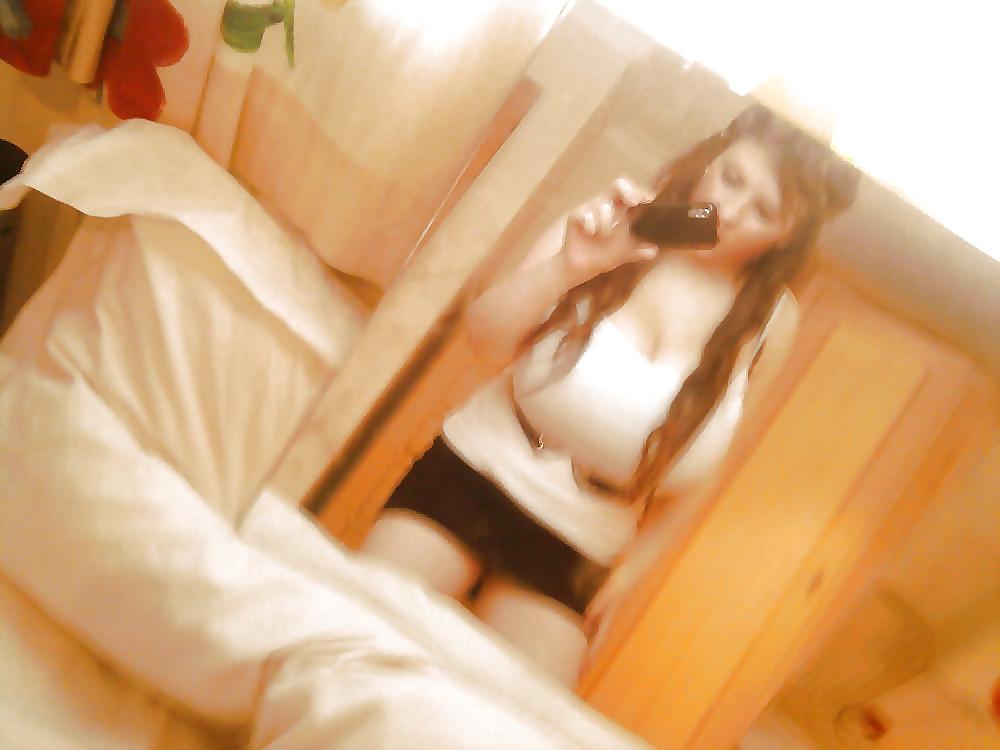 25P Hot (Big) Busty Teen Amateurs 