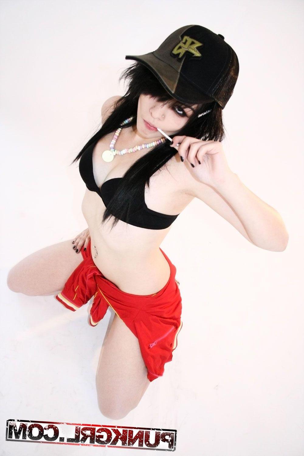 20P Pictures of emo teen Ktten Corpse sucking on something hard