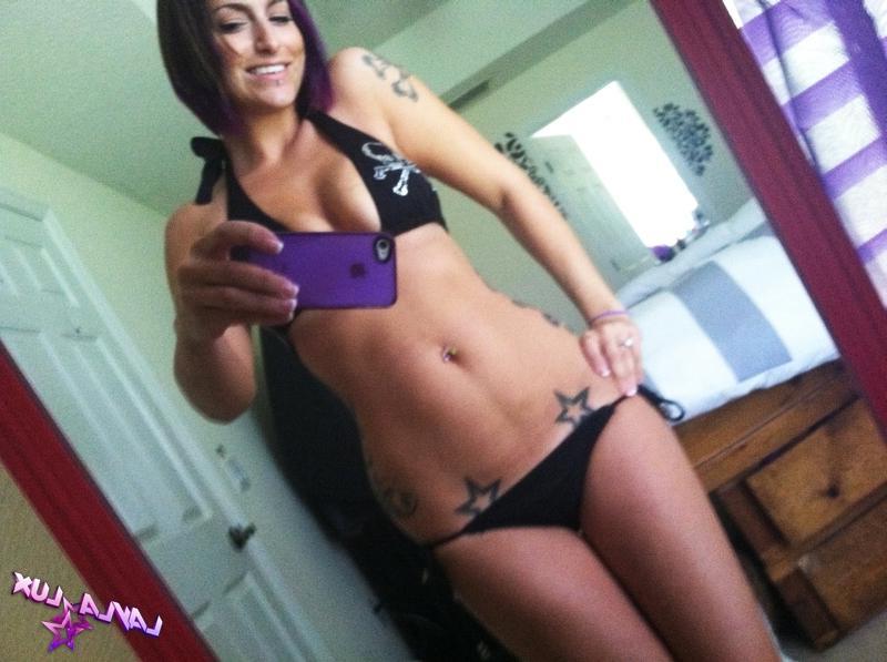 15P Hot alt teen Layla Lux takes some selfies of her tight body