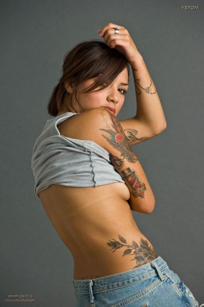 12P Brunette model Lola B strips nude for you in the studio