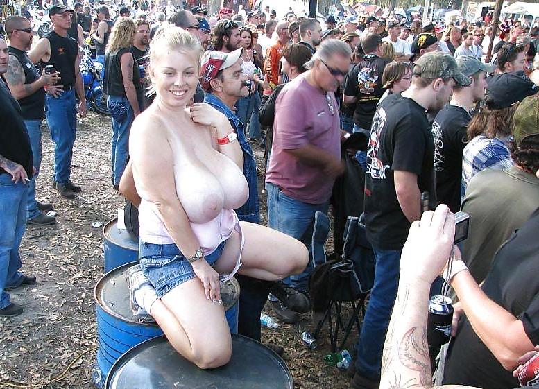 25P Big Saggy Biker Bitch