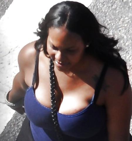 17P Harlem Girls in the Heat New York - Compilation 1 - Boobs