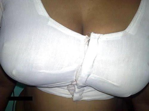 25P Cleavage and busty babes
