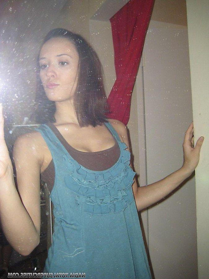 20P Pictures of Nadia showing her hotness