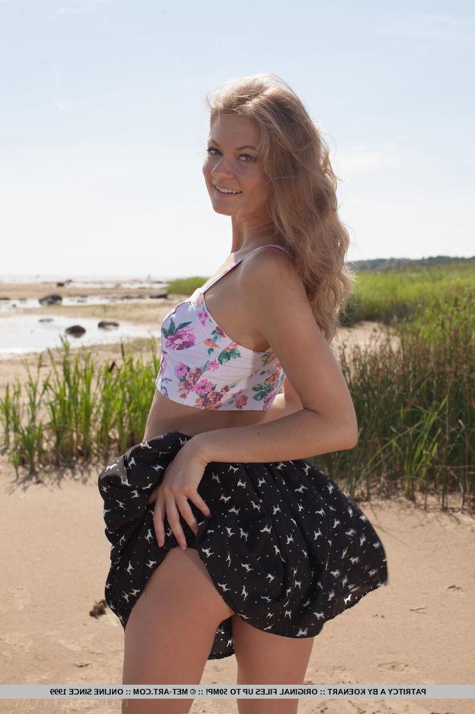 18P Blonde teen Patritcy A gets naked for you on the beach in "Rosada"