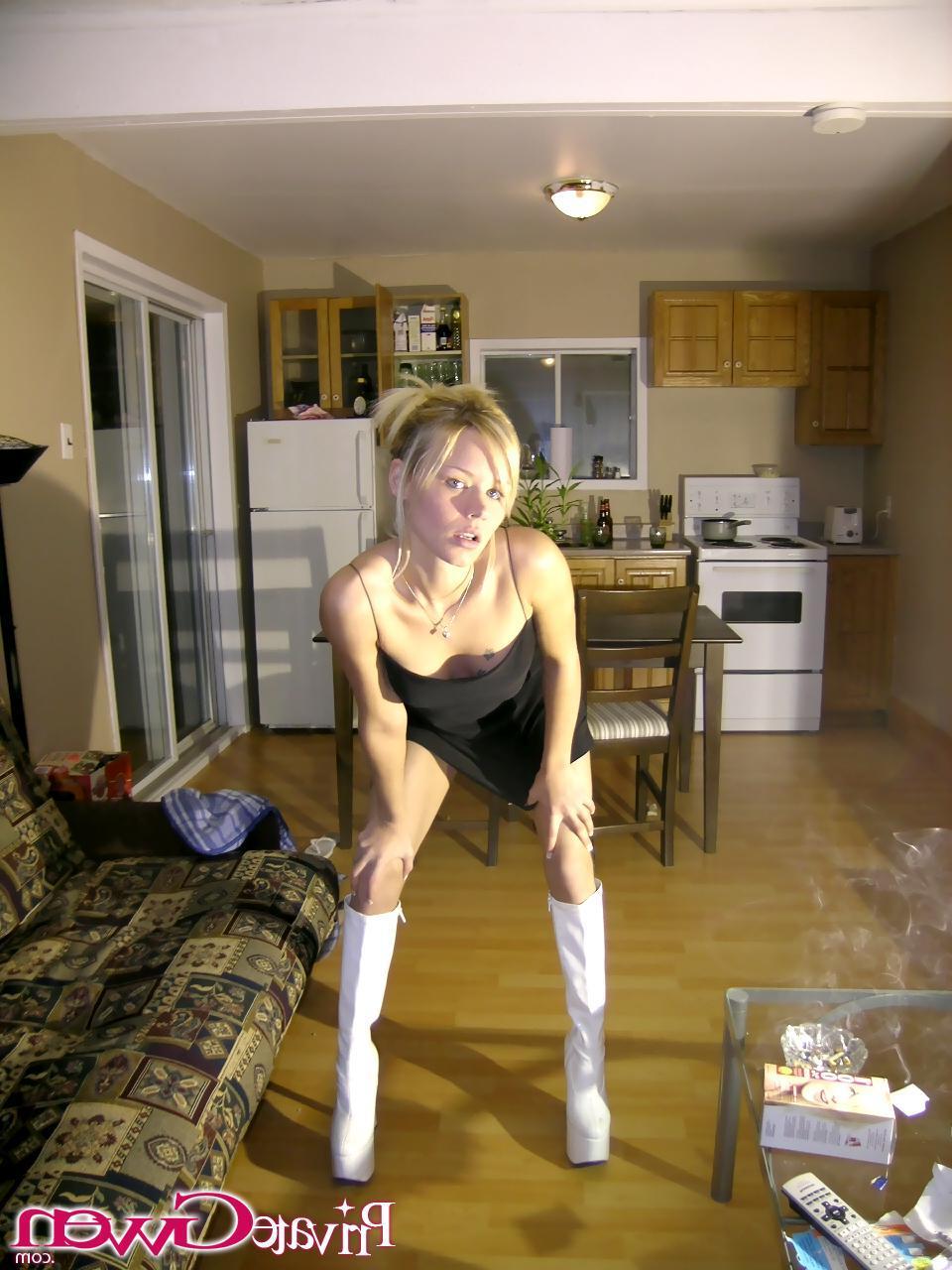 16P Pictures of Private Gwen stripping to her boots