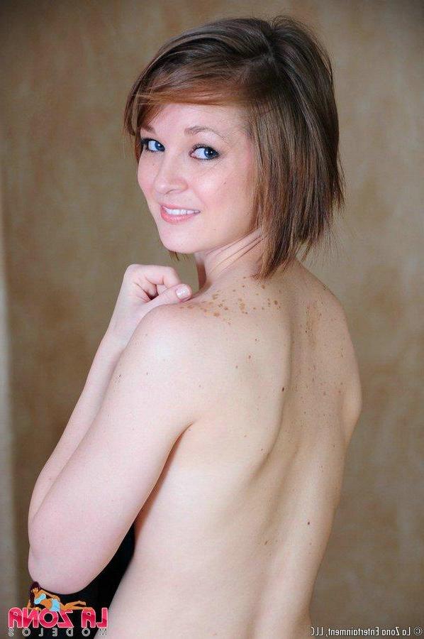 15P Rachel is one petite sports fan that strips down to show her support