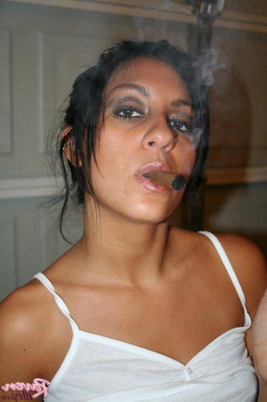 15P Pics of Raven Riley smoking a cigar and masturbating