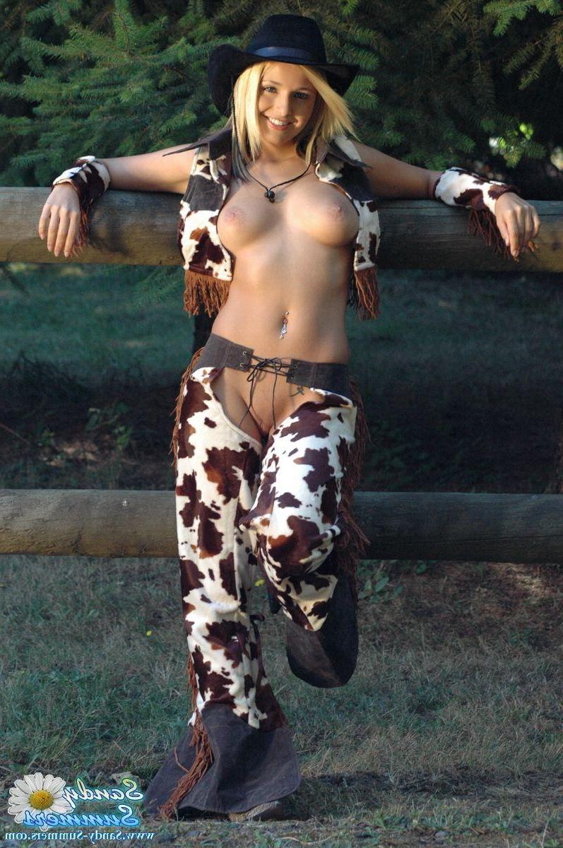 20P Pictures of teen cutie Sandy Summers dressed as the sexiest cowgirl ever