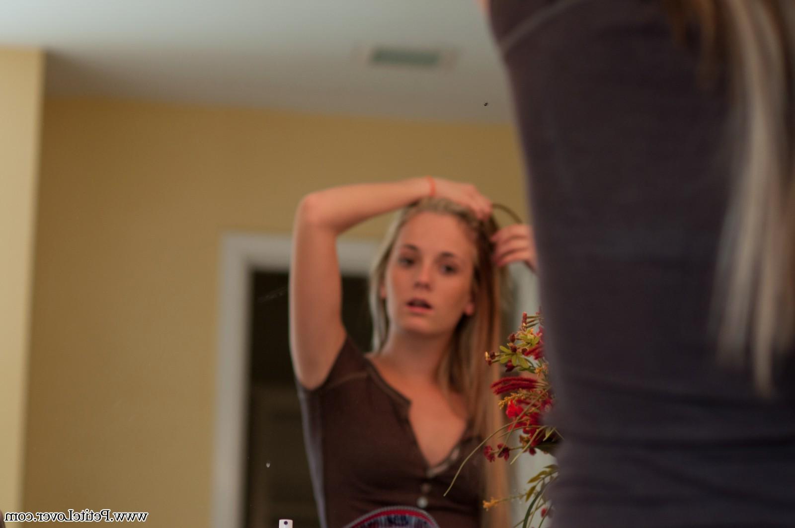 16P Petite blonde Sara James gets off with a big dildo