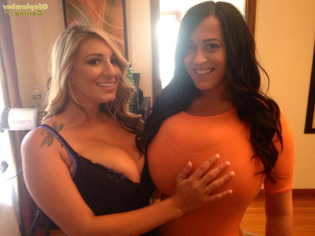 15P Pinup babe September Carrino wants to show you her enormous boobs