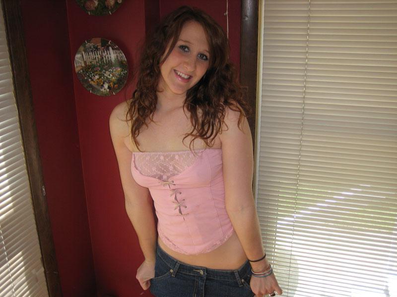 16P Pictures of teen chick September Scott playing with a sex toy