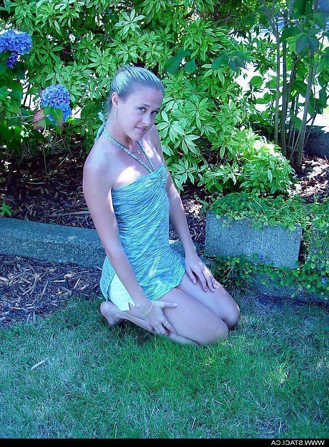 20P Pictures of teen hottie Staci.ca looking pretty in the grass