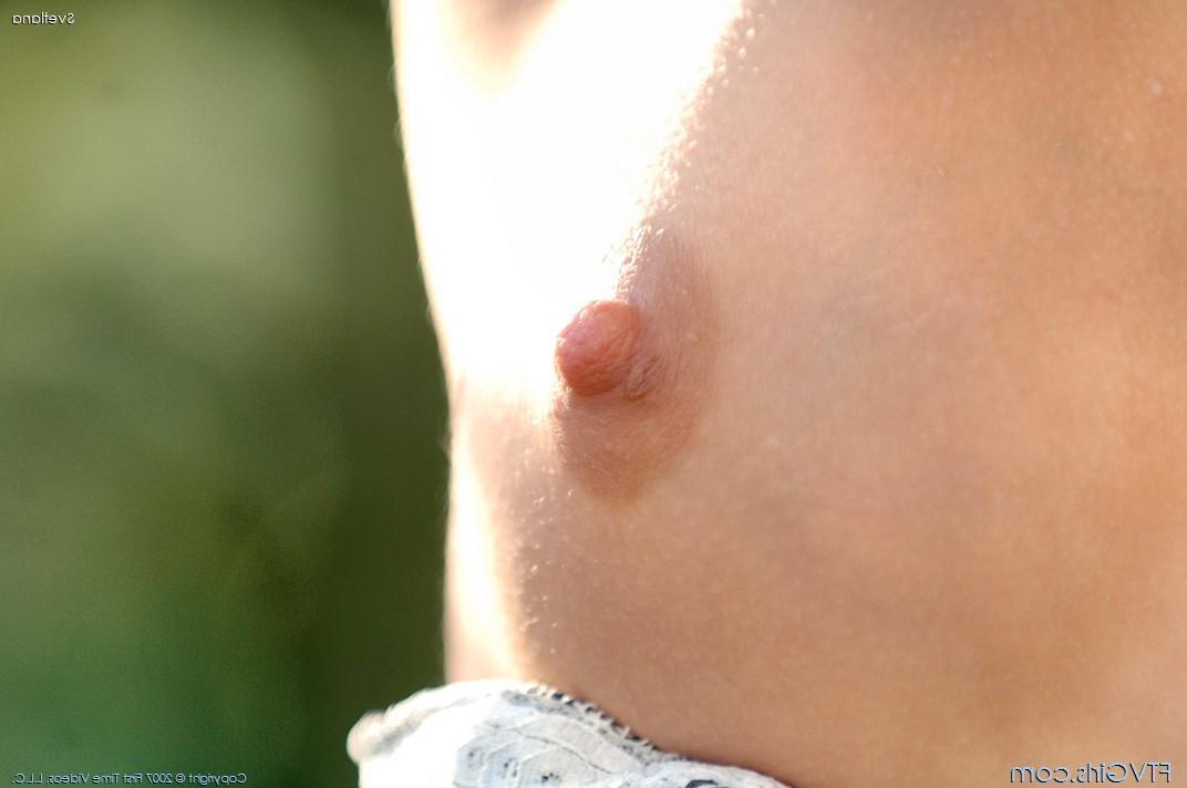 20P Pictures of Svetlana getting naked and crazy